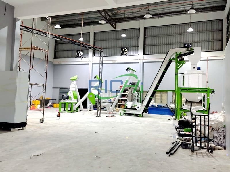 1-2TH Poultry Feed Production Line