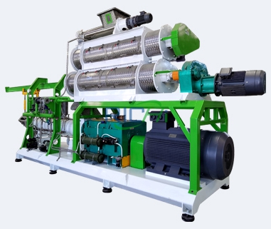 Twin-screw extruder for floating fish feed